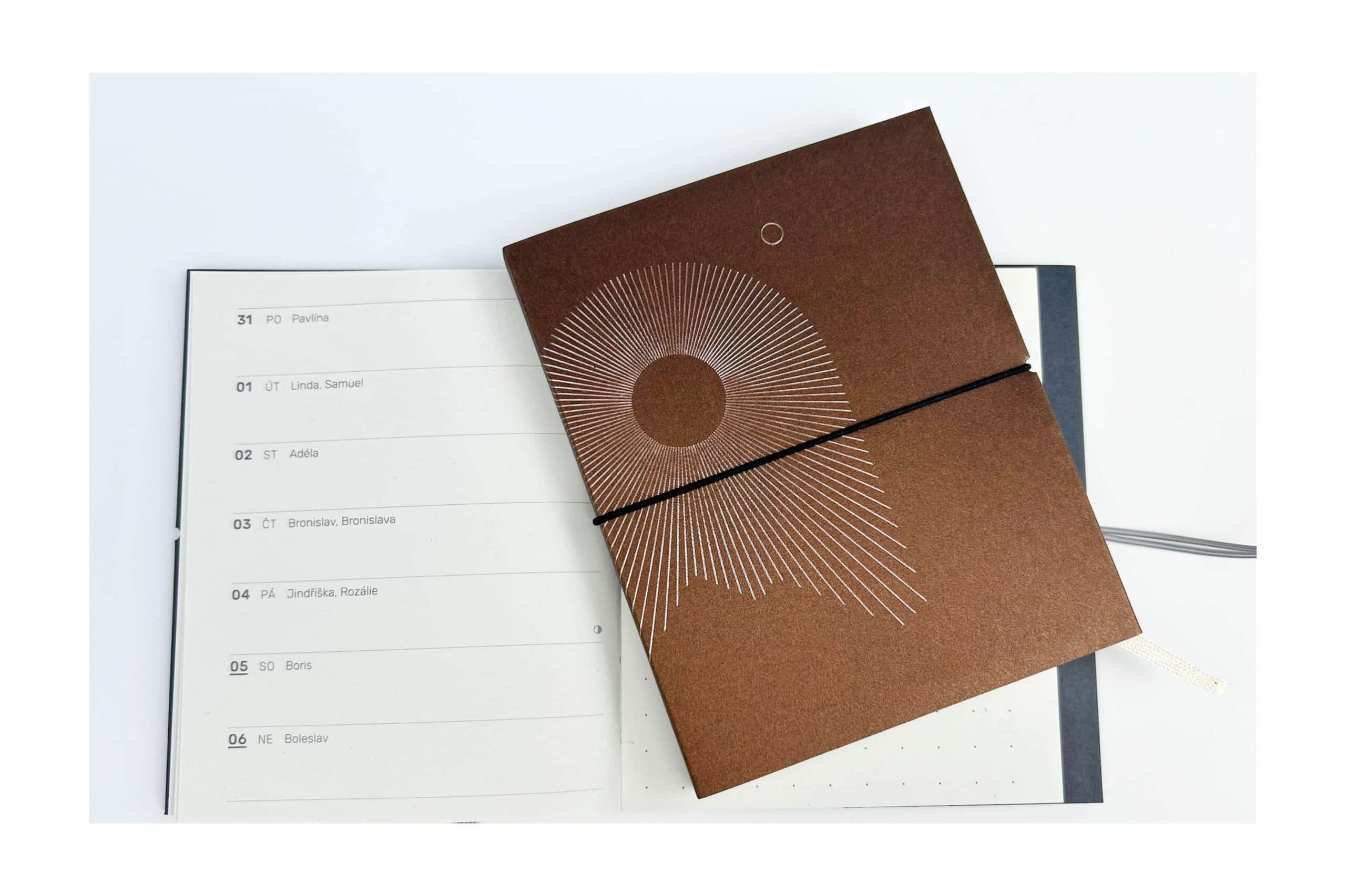 diář 26 LUMIO Voala