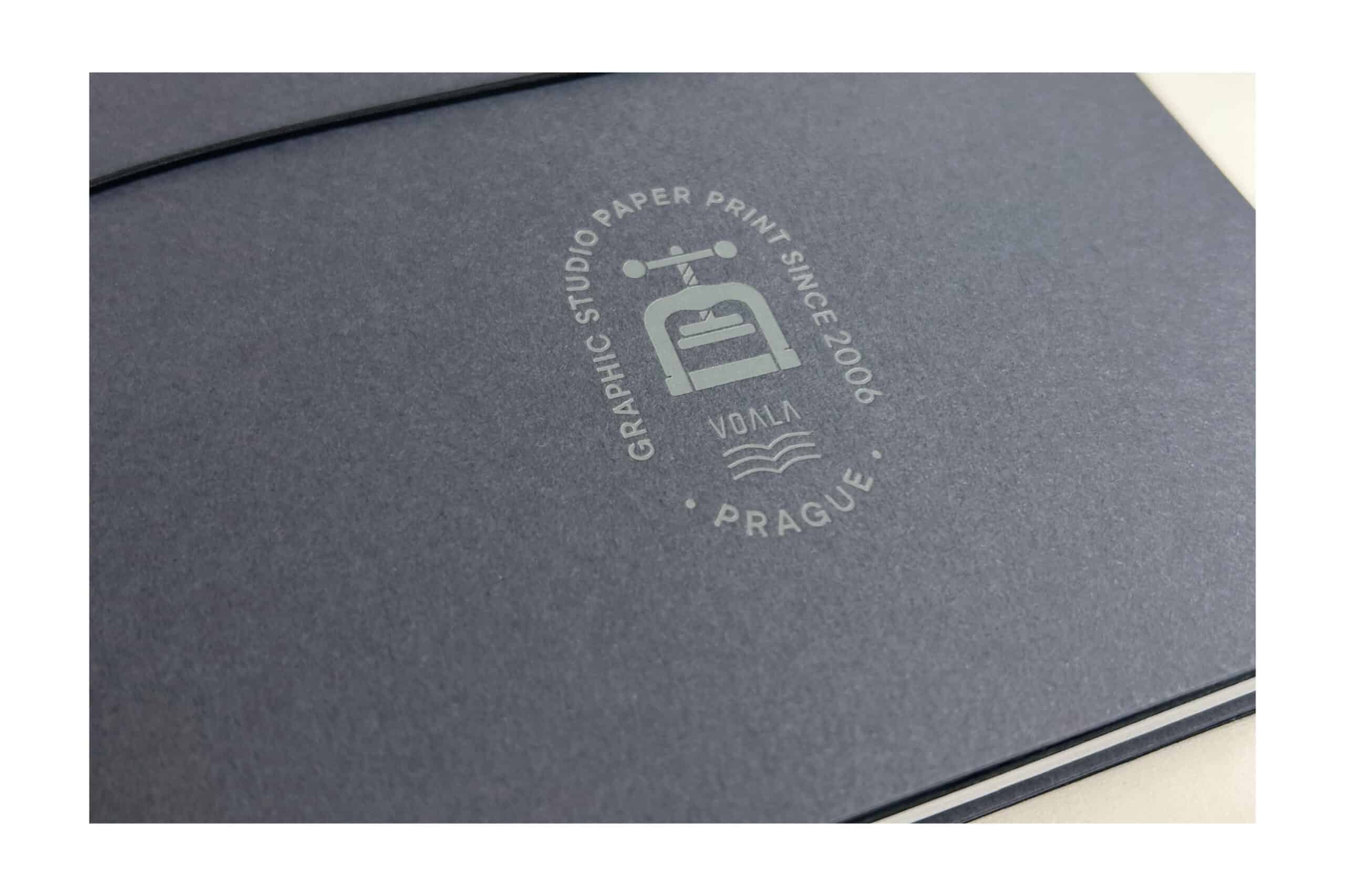 Diář 26_Mystique grey Gingko