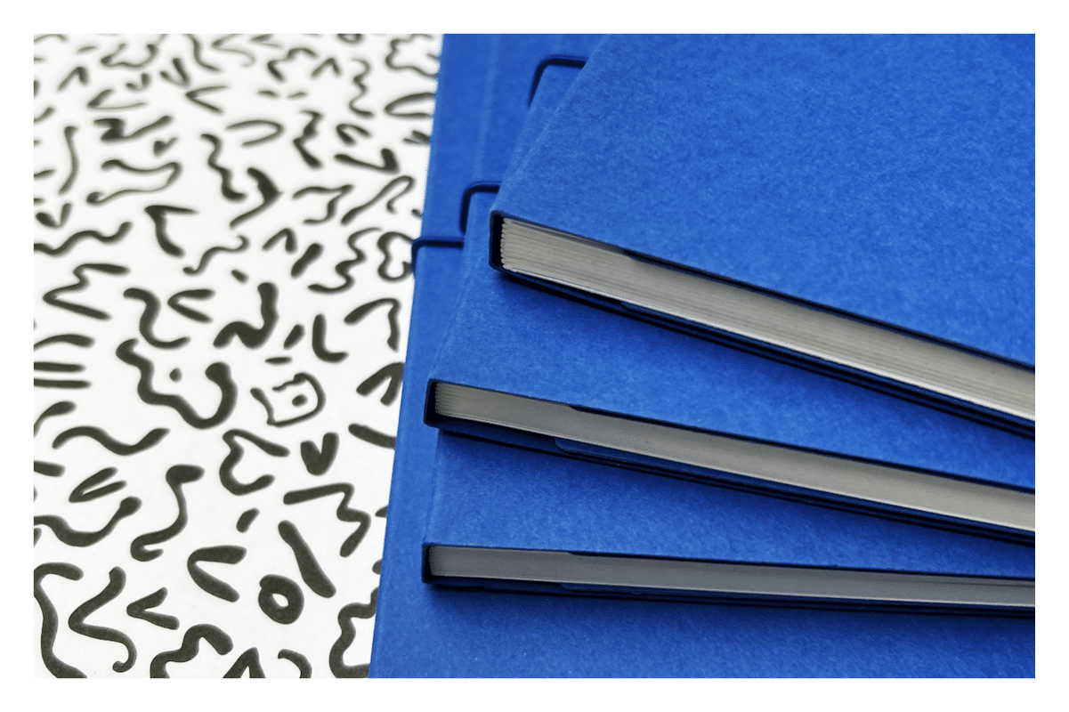 ULTRAMARIN diář 26